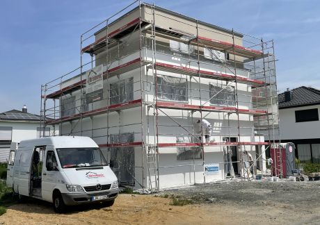 IMG 3984 scaled 472e3dd5 Bauunternehmen Hildebrand: Bad Nauheim: Einladendes Einfamilienhaus für Modernes Wohnen