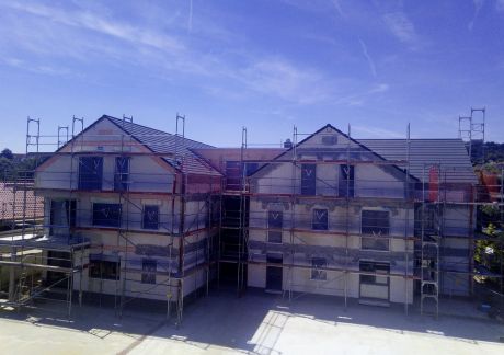 Juli 18 Haus 1 mit Innenhof2 5011aeb5 Bauunternehmen Hildebrand: Künstlerquartier in Butzbach