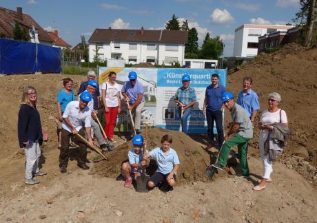Juli 17 Spatenstich 6029a0af Bauunternehmen Hildebrand: Künstlerquartier in Butzbach