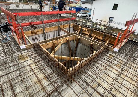 Decke H1 scaled 7ce480c2 Bauunternehmen Hildebrand: Neubau von zwei Mehrfamilienhäusern in Nieder-Weisel