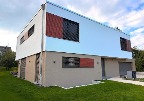 Frontansicht schraeg Kopie scaled 9587a747 Bauunternehmen Hildebrand: Bauhaus in Butzbach