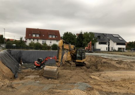 08.18 Baugrube wird ausgehoben b85afa7f Bauunternehmen Hildebrand: Immobiliengruppe Butzbach