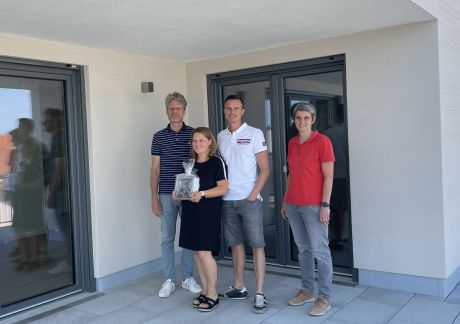 Uebergabe Wohnung Kopie 1 scaled fc8d3ccc Bauunternehmen Hildebrand: Mehrfamilienhaus-Wohnanlage